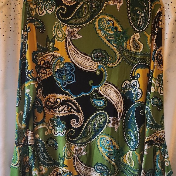 🌸 Vintage New York & Co Bell-Sleeve Top – LargeBeautiful vintage New York & Co - Picture 2 of 2